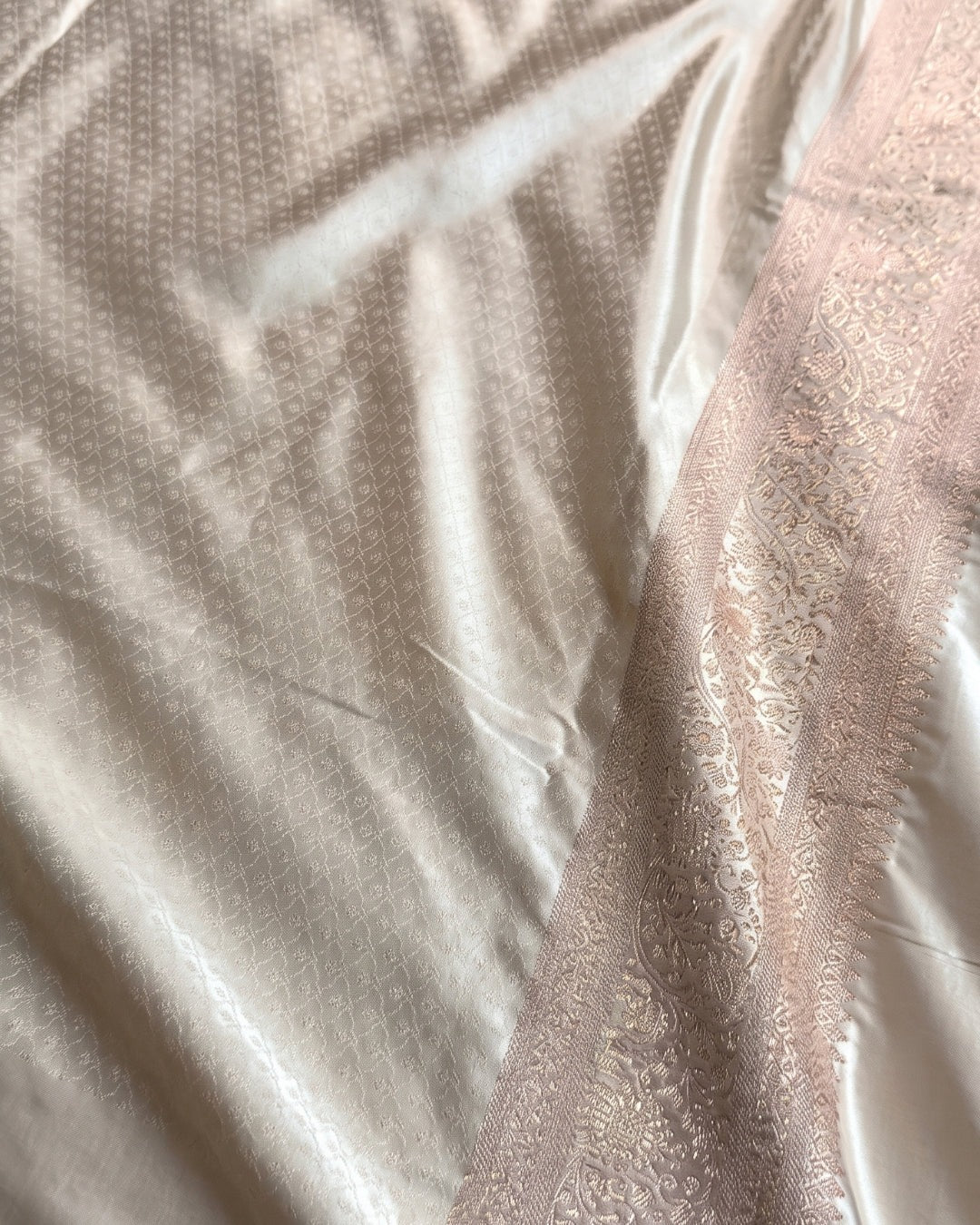 Mrinalini – Royal Red Silver Heritage Banarasi Saree