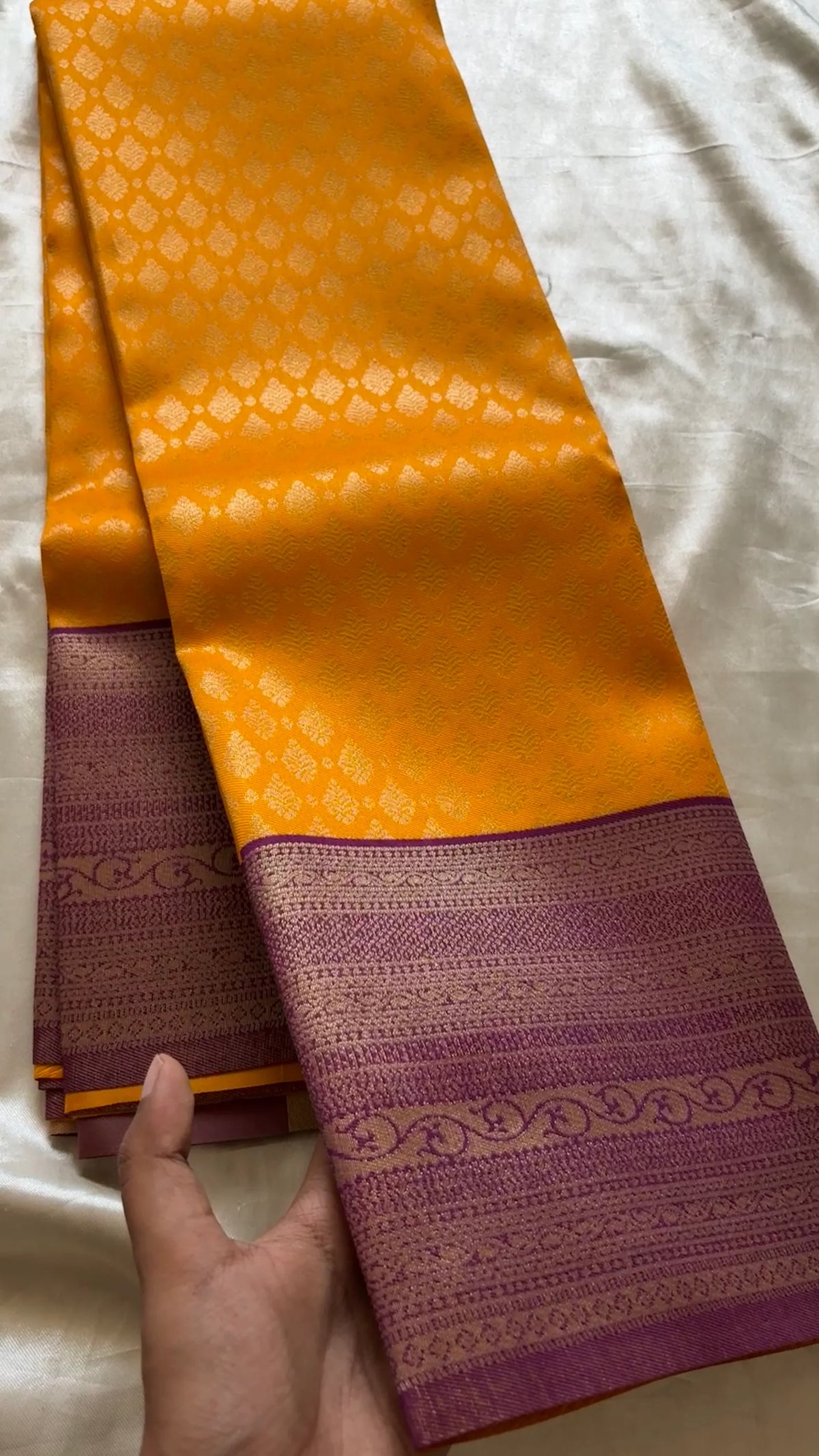 Kanchi semi soft silk