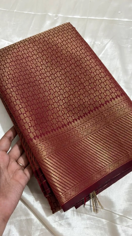 Copper Rose Gold Silk Saree with All-Over Geometric Zari Weave & Rich Woven Border | Traditional Saree