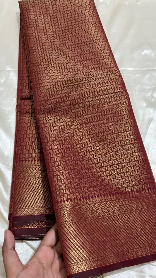 Copper Rose Gold Silk Saree with All-Over Geometric Zari Weave & Rich Woven Border | Traditional Saree