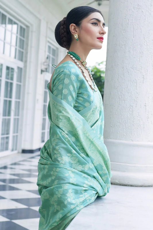 Kivaami Banarasi Silk Saree